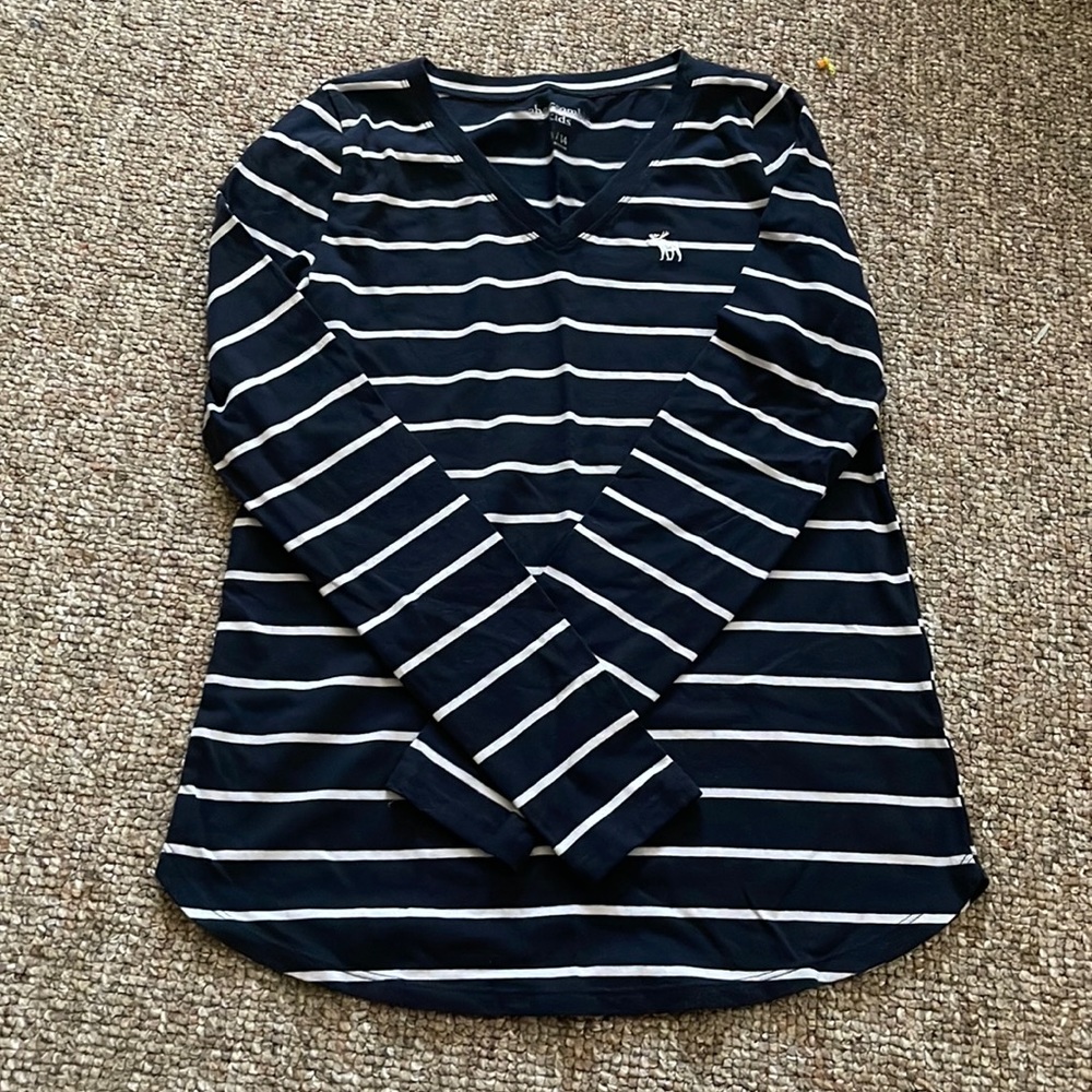 Long sleeve striped shirt
